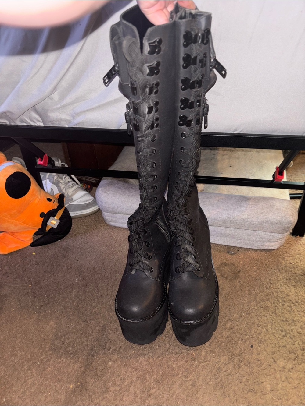 obsidian pocket platform boots